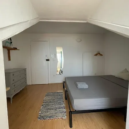 Santos In With River View * Лісабон